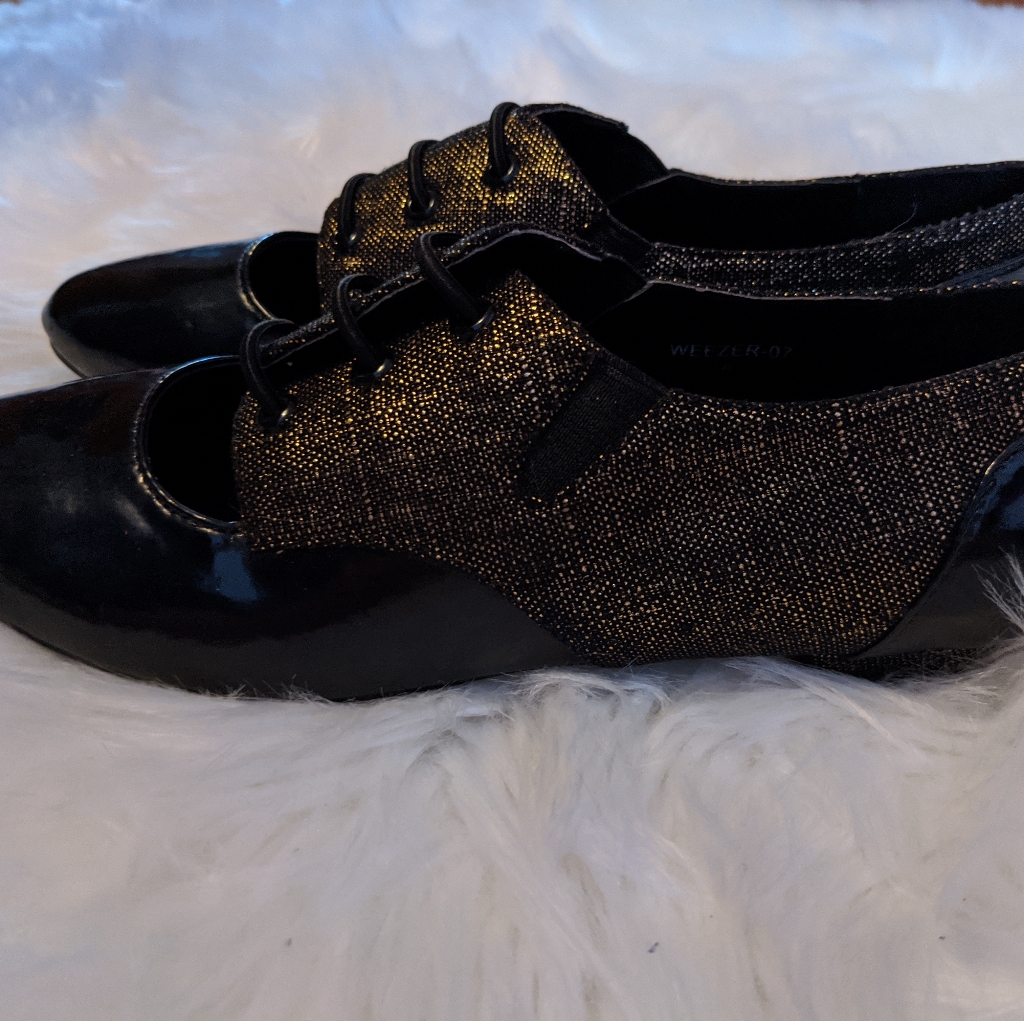 Brand New Go Max Oxfords